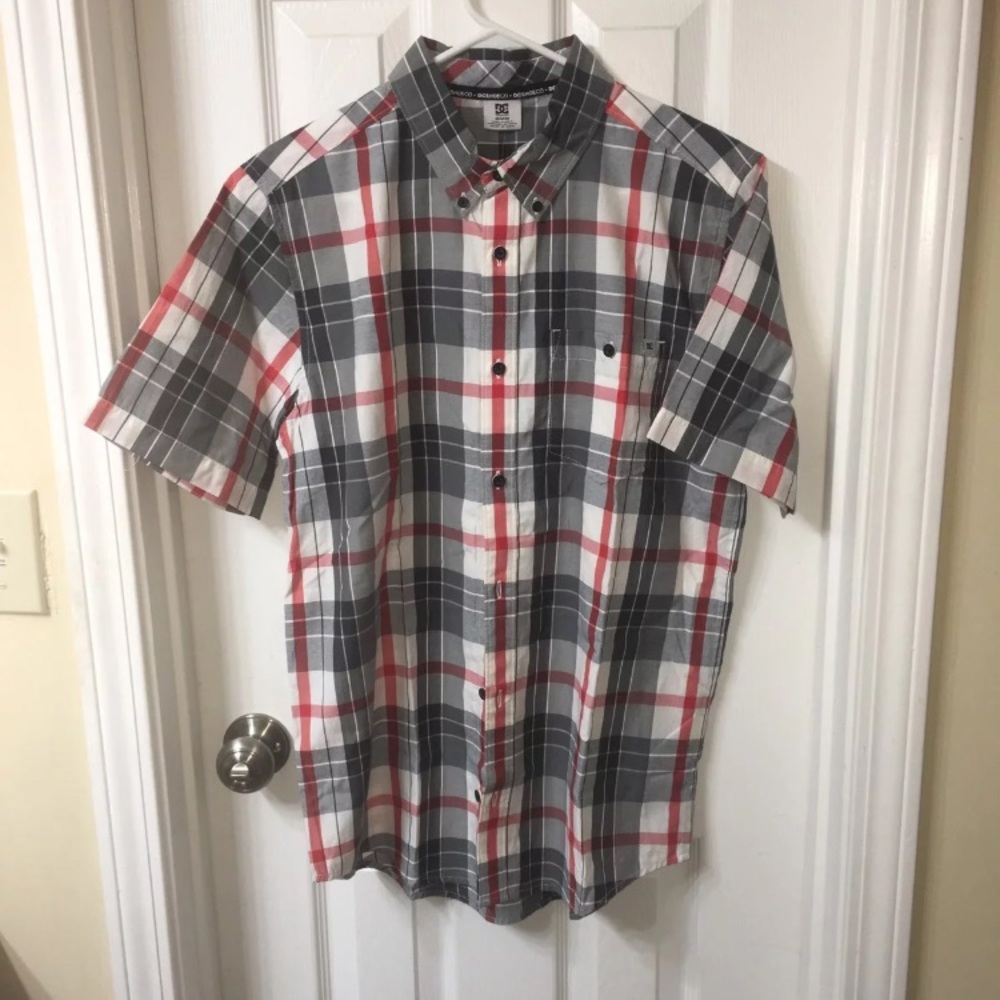 dc shoe co plaid button up shirt men’s